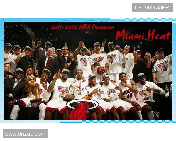 詹姆斯：篮球传奇的崛起与辉煌历程解析